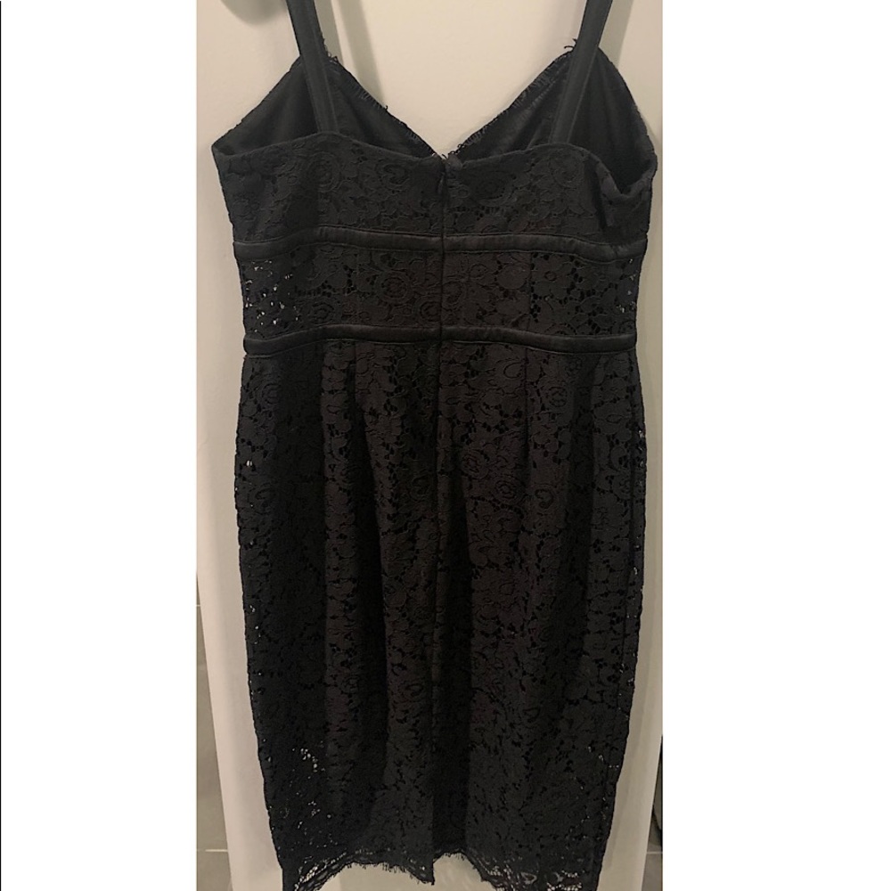 Express lace dress - Picture 4 of 4
